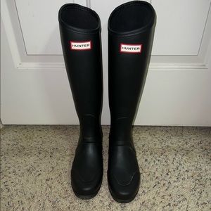 RARE Hunter Boots (no buckle strap) - Black